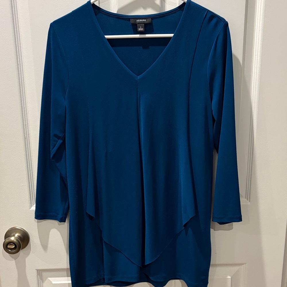Women's Blue V-Neck Top